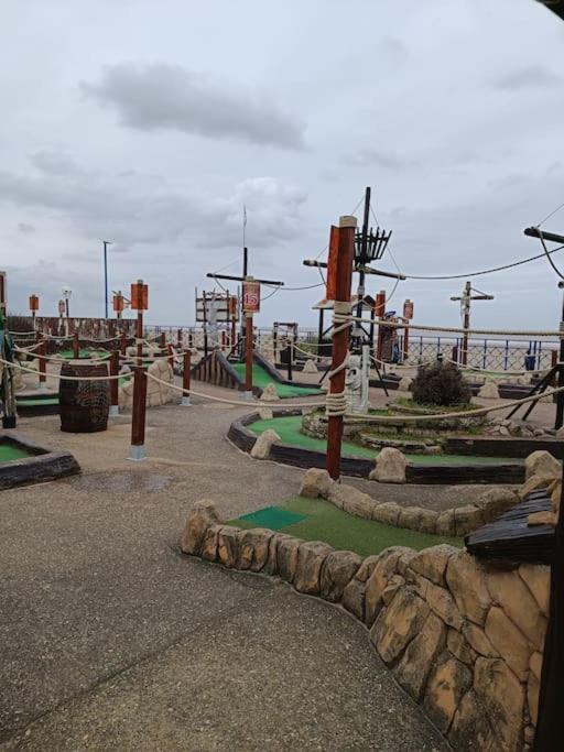 Stunning Holiday Home @ Uks Award Winning Beach Mablethorpe Extérieur photo